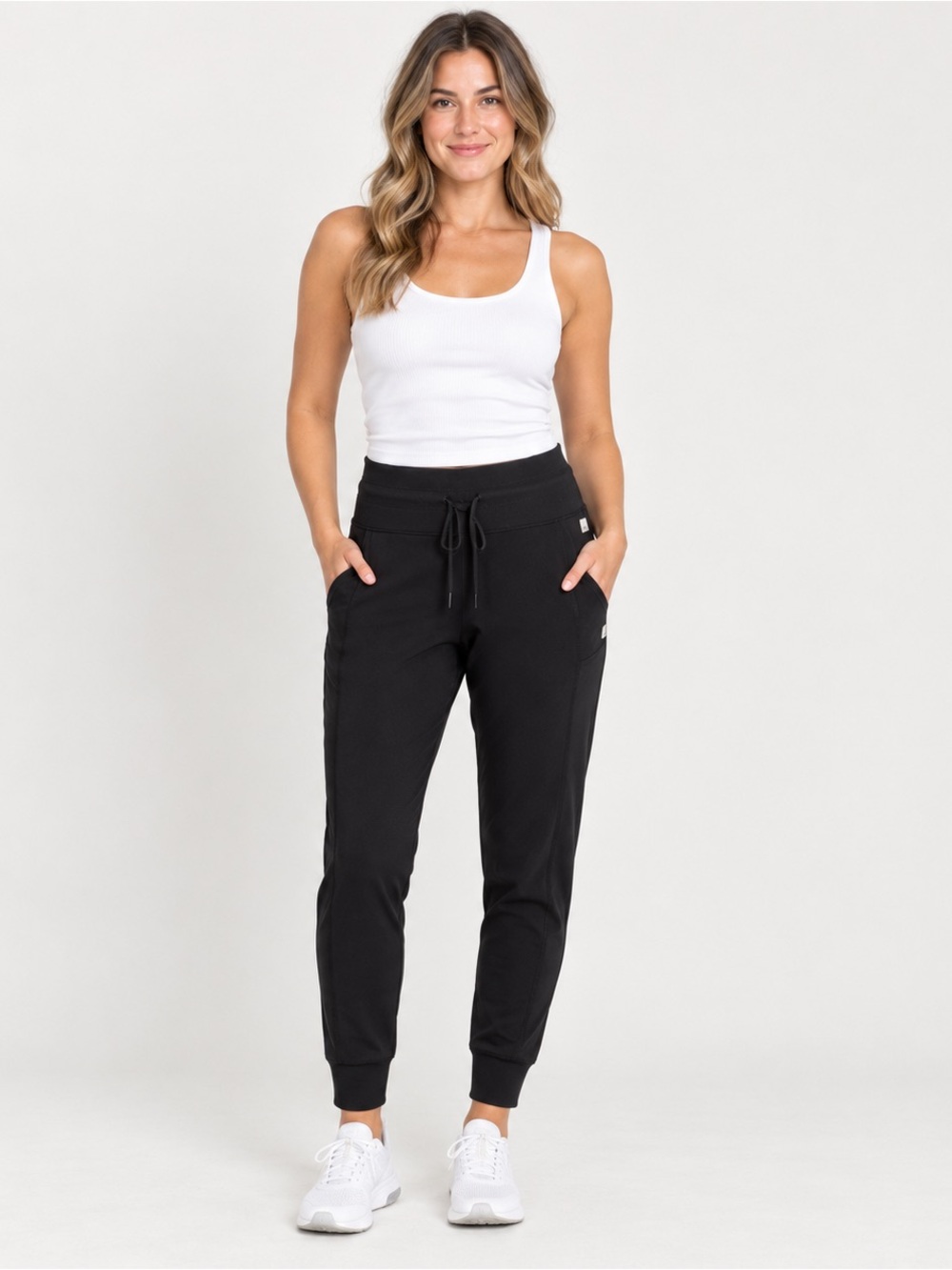 Vuori Black Performance Jogger Pants Women’s Size M Drawstring Athletic